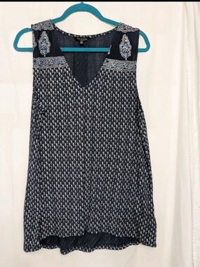 Lucky Brand Navy and White Printed V-Neck Tank